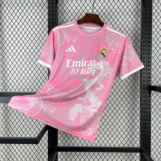 Real Madrid Edición Pink Dragon 2025/26 Versión Fan