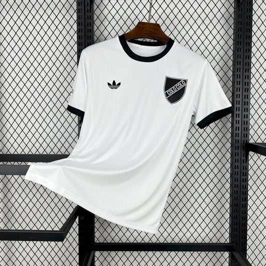 Camiseta Colo Colo "Casual Retro Blanca" 2025 Versión Fan