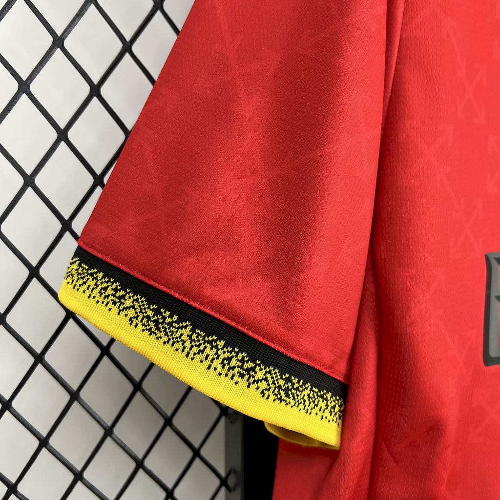 Camiseta AC Milan Edición Especial Roja 2025/26 Versión Fan