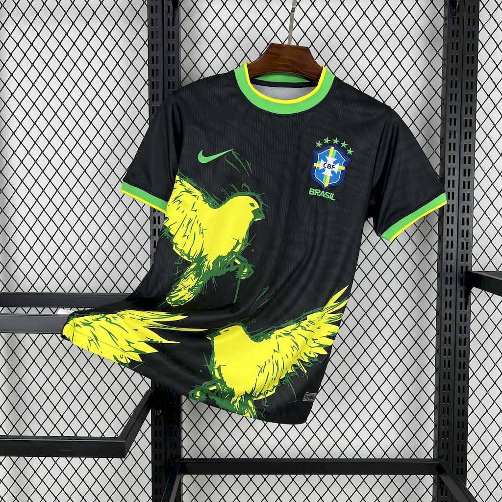 Camiseta Brasil "Edición Pigeon Negro" 2025/26 Versión Fan