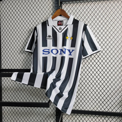 Camiseta Juventus Retro 1995/97