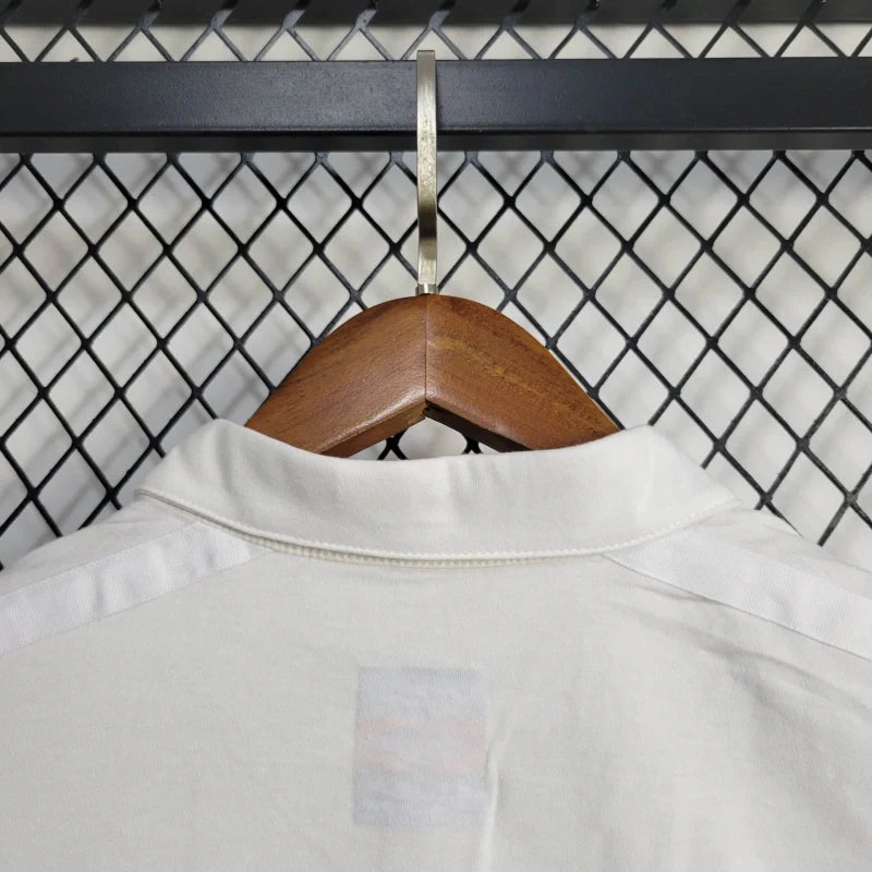 Camiseta Inglaterra Local Retro 2010 Versión Fan