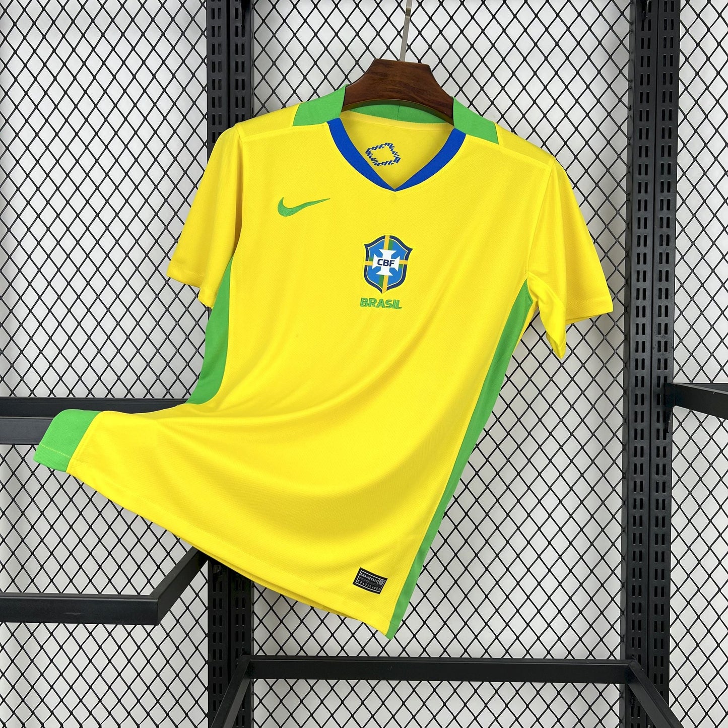 Camiseta Brasil Local 2025/26 Versión Fan