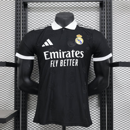 Real Madrid Polo Negro 2025/26 Versión Jugador