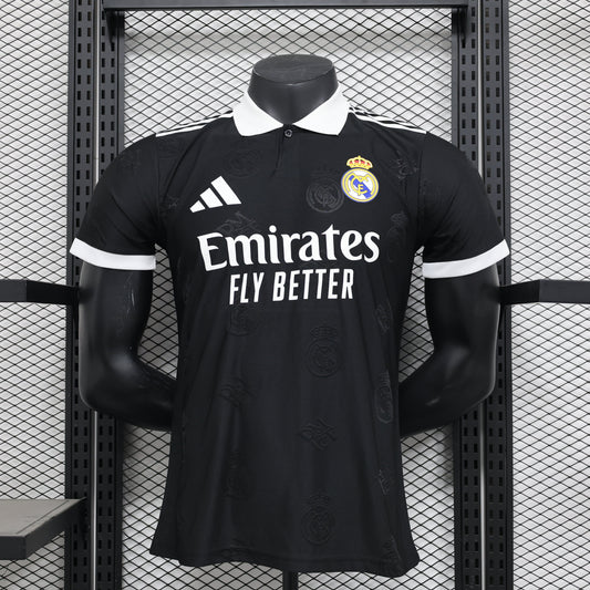 Real Madrid Polo Negro 2025/26 Versión Jugador