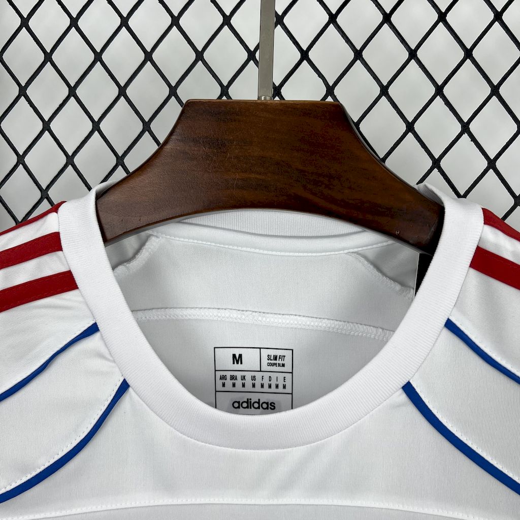 Camiseta Bayern Munich Entrenamiento 2025/26 Versión Fan