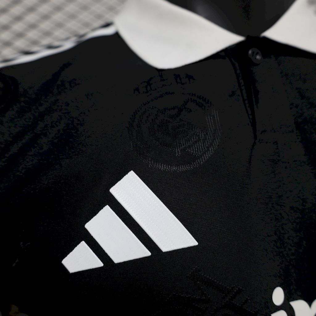 Real Madrid Polo Negro 2025/26 Versión Jugador