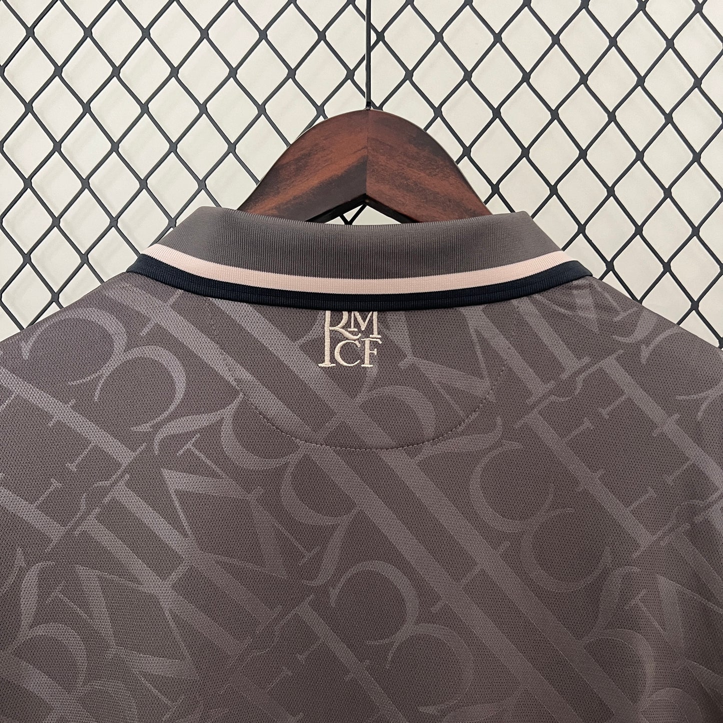 Camiseta Real Madrid Visita 2024/25 | Versión Fan