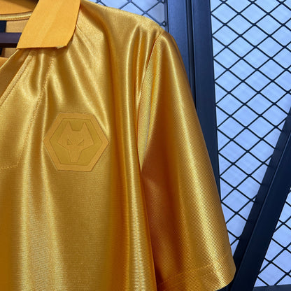 Wolves 70 Aniversario 2025/26 Versión Fan