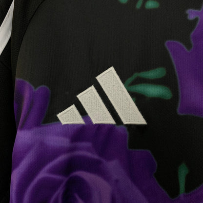 Real Madrid Edición Purple Rosas 2025/26 Versión Fan