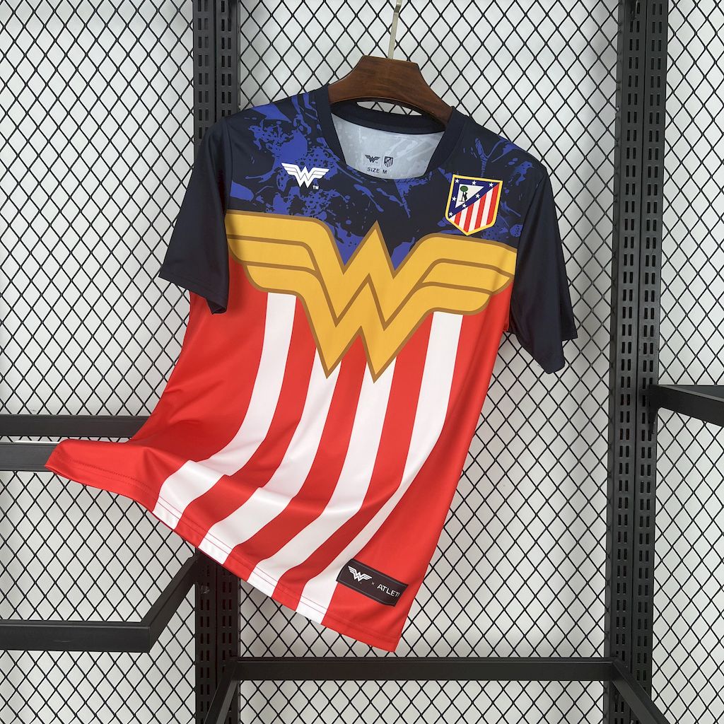 Camiseta Atlético Madrid "Mujer Maravilla" 2025/26 Versión Fan