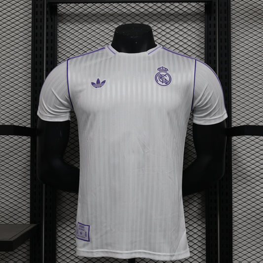Camiseta Real Madrid Edición Especial Blanca 2025/26 Versión Jugador