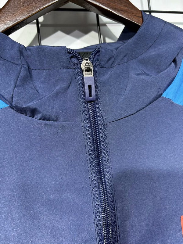 Universidad de Chile Cortavientos Azul 2025