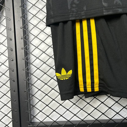 Manchester United Kit Niños Tercera 2025/26