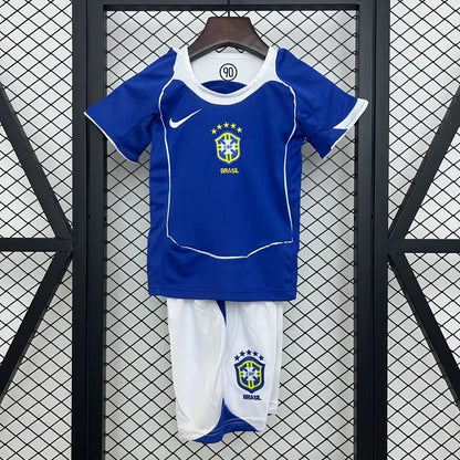 Brasil Kit Niños Visita 2004