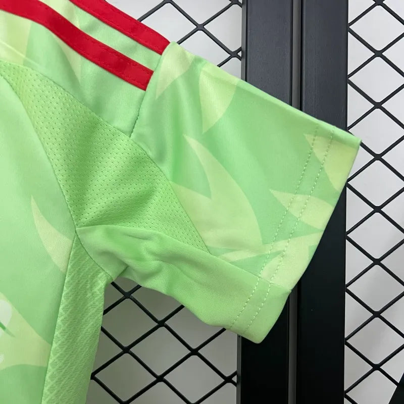 Italia Kit Niños Visita 2025/26