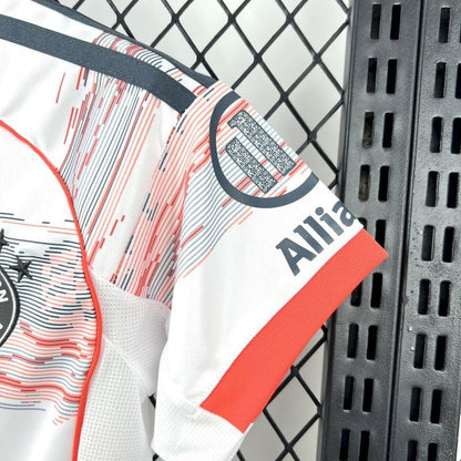 Bayern Munich Kit Niños Visita 2025/26