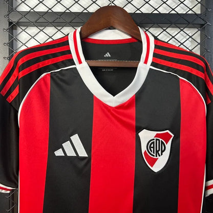 Camiseta River Plate Visita 2025/26 Versión Fan