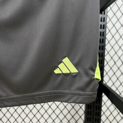 Bayern Munich Kit Niños Portero Negro 2025/26