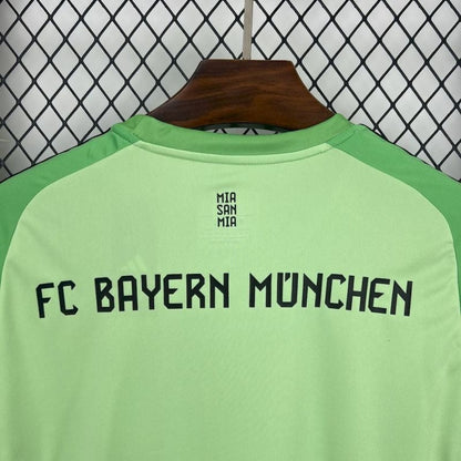 Camiseta Bayern Munich Portero Verde 2025/26 Versión Fan