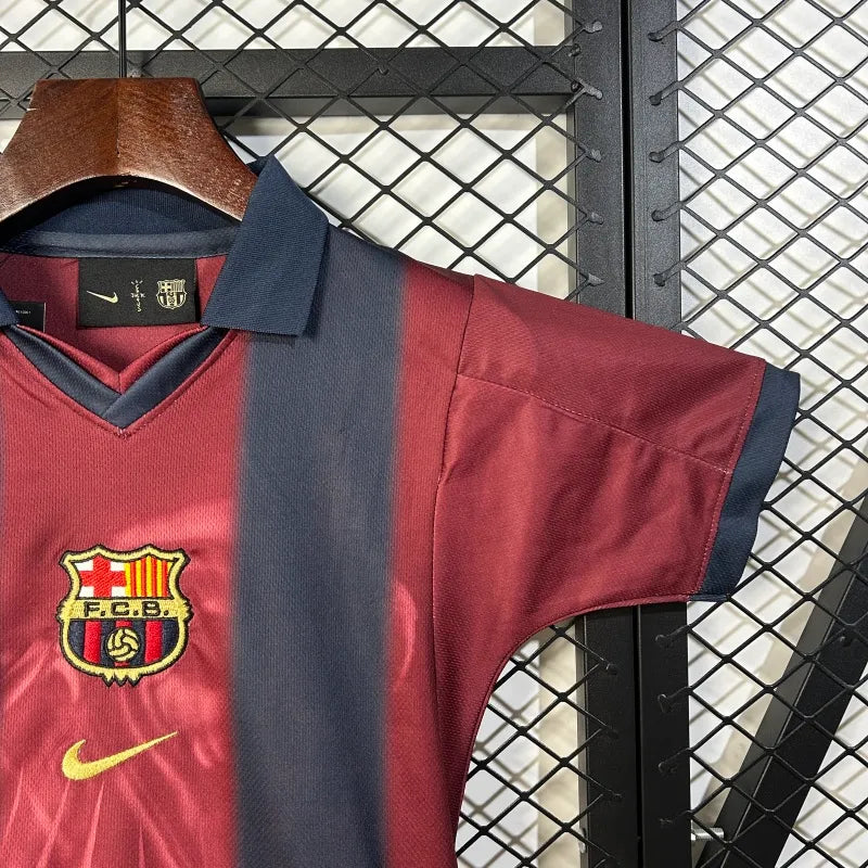Barcelona Edición Especial Travis Kit Niños 2025/26