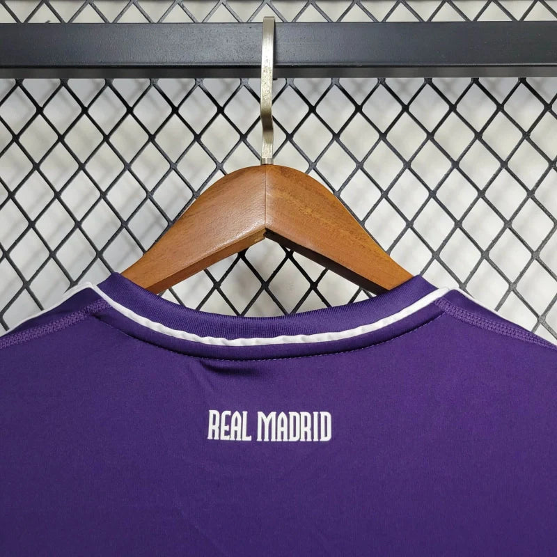 Camiseta Real Madrid Tercera Retro 2010/11 Versión Fan