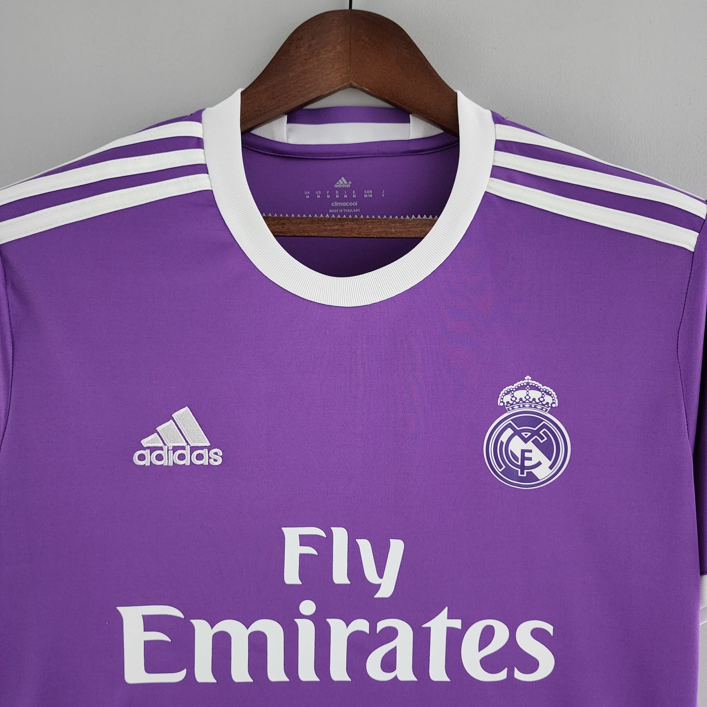 Camiseta Real Madrid Visita Retro 2016/17