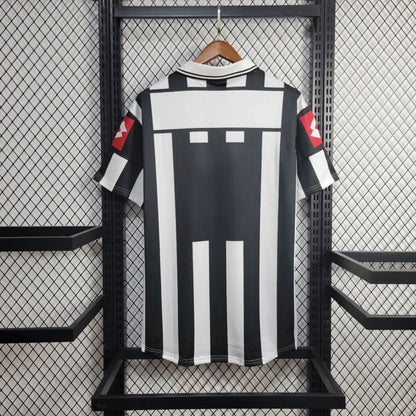 Camiseta Juventus Retro 2001/02