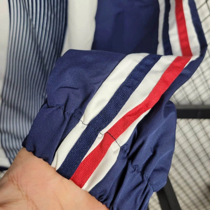 Cortavientos Francia Retro